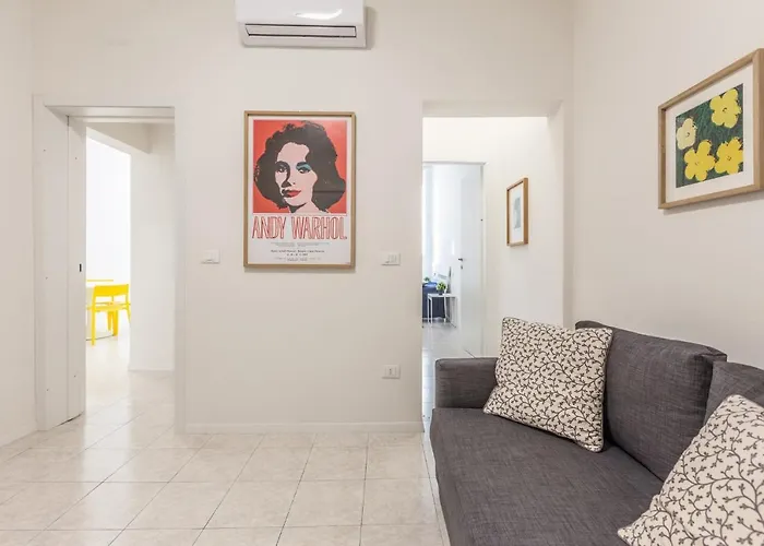 Marilyn The Place 3* بولونيا