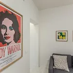 Marilyn The Place Bed & Breakfast