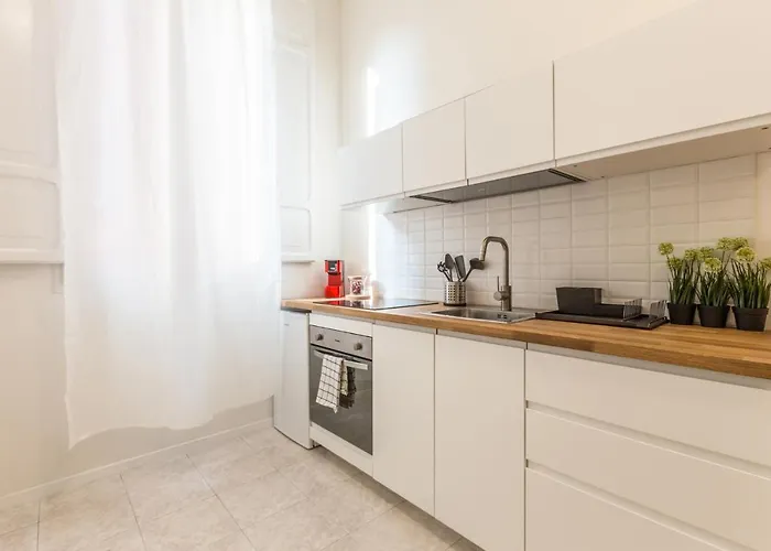 Marilyn The Place B&B 3*