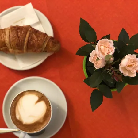 Frühstückspension Marilyn The Place Bologna